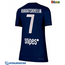 Fotballdrakt Dame Paris Saint-Germain Khvicha Kvaratskhelia #7 Hjemmedrakt 2025-26 Kortermet